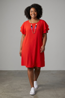 Rochie de vară roșie damă – cu mânecă scurtă și volănașe, perfectă pentru forme generoase