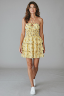 Rochie scurtă galbenă cu imprimeu floral și volane