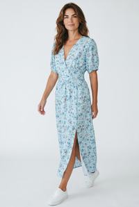 Rochie midi florală bleu, mărime universală – confort și eleganță pentru orice siluetă