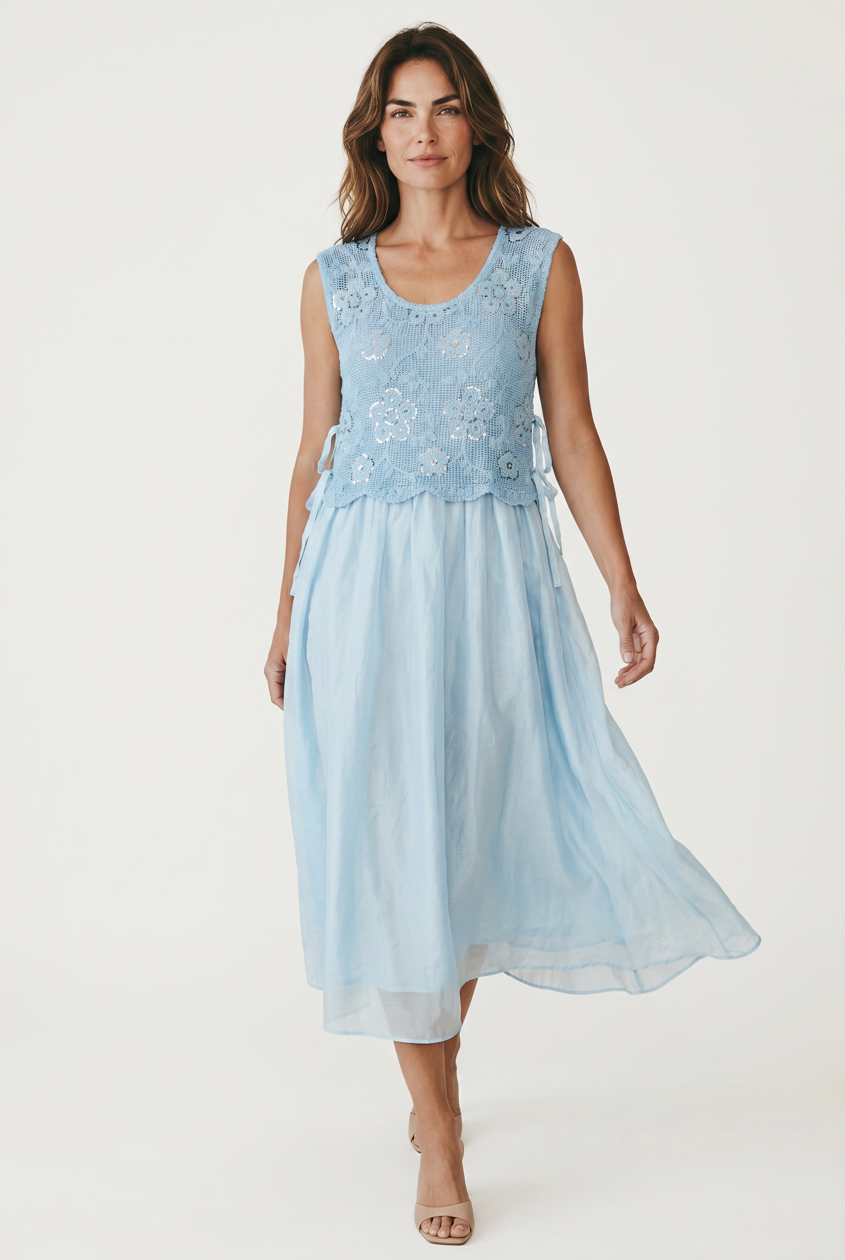 Rochie vaporoasă din voal cu top din dantelă florală – Mărime Universală (S-XL)