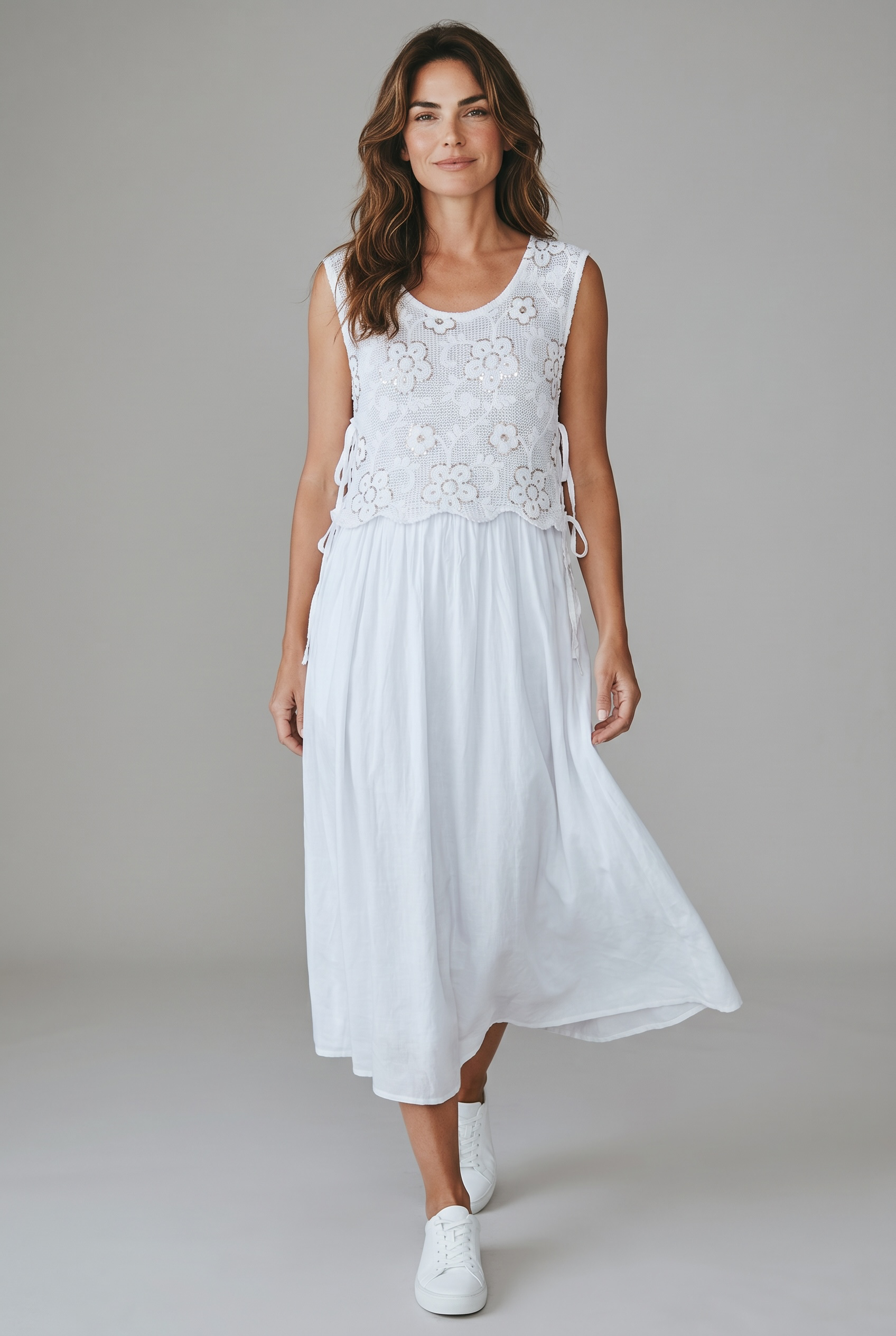 Rochie vaporoasă din voal cu top din dantelă florală – Mărime Universală (S-XL)