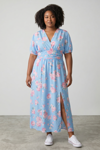 Rochie midi bleu cu imprimeu floral roz – mărime universală, feminină și elegantă