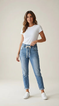Blugi de damă cu talie elastică și șnur, model conic din denim prespălat, ideali pentru ținute casual-moderne | Mira Style