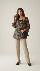 Bluză damă elegantă cu imprimeu leopard print, mâneci lungi cu noduri la manșete, decolteu rotund, stil casual-chic