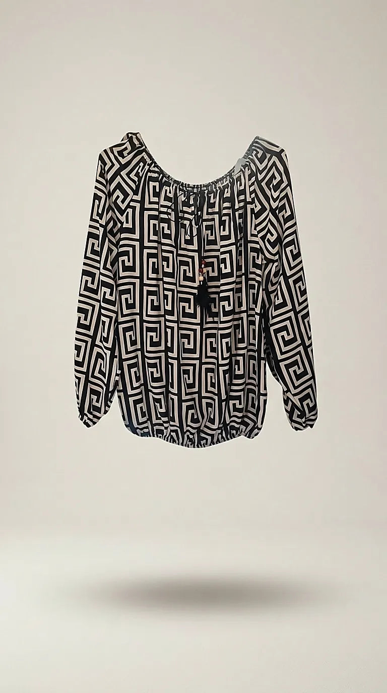 Bluză damă stil boho-chic cu imprimeu geometric grecian, mâneci lungi și decolteu cu șnur și ciucuri