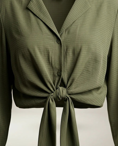 Cămașă elegantă verde olive cu nod în talie, bluză de damă cu mânecă lungă sisters point pentru un look casual-chic