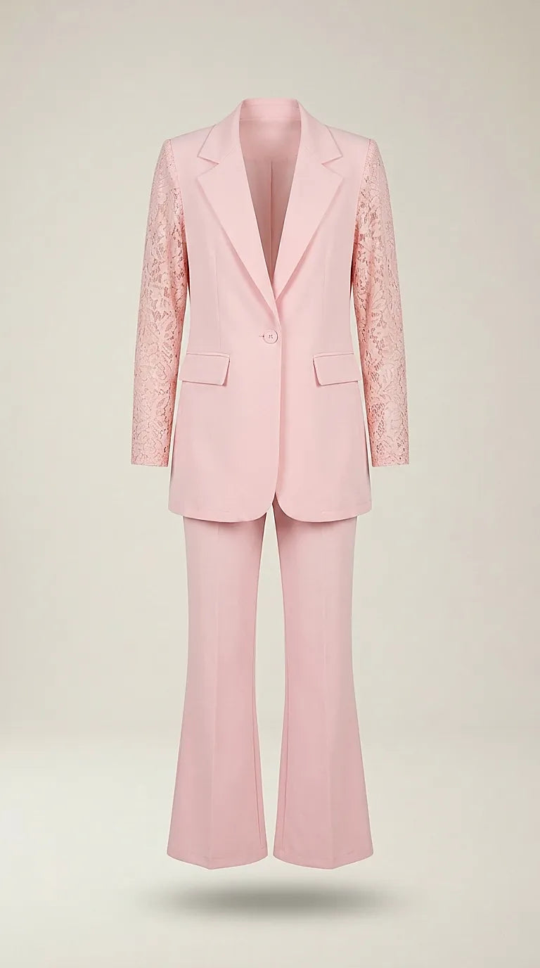 Compleu damă elegant roz pal cu sacou cu mâneci din dantelă și pantaloni evazați