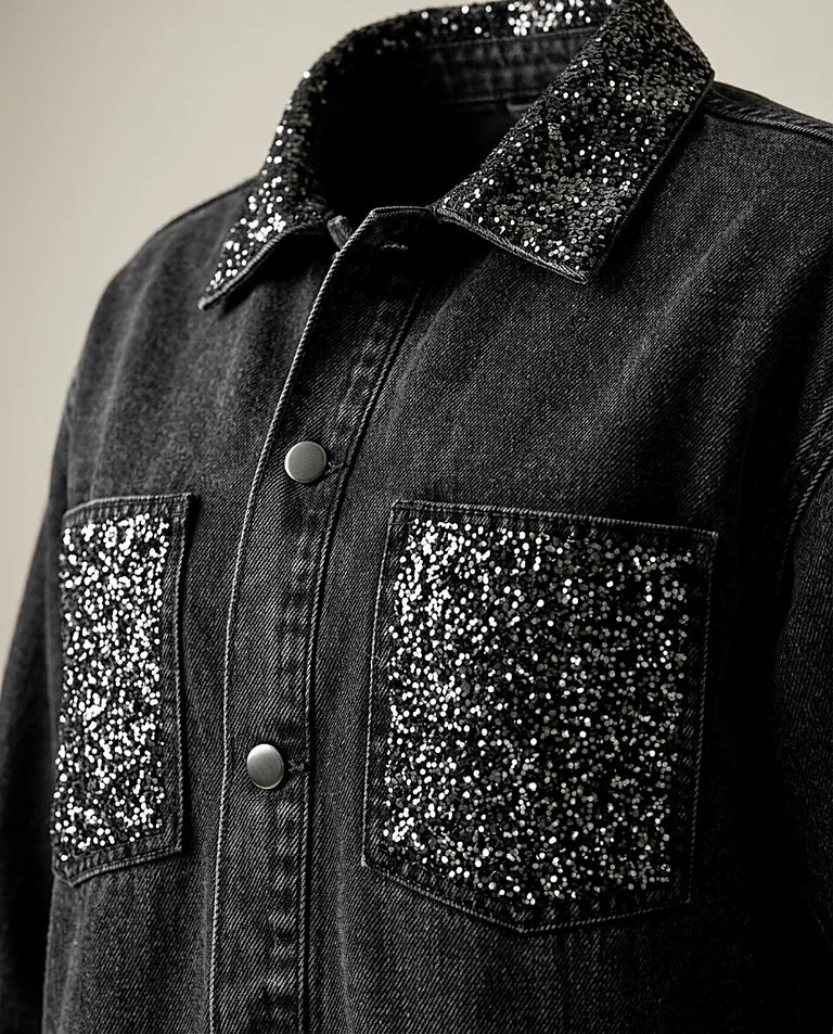 Jachetă oversized din denim negru pentru femei cu inserții sclipitoare pe buzunar și guler, stil modern pentru ținute urbane și de seară | Mira Style