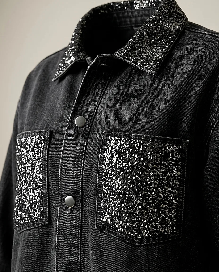 Jachetă oversized din denim negru pentru femei cu inserții sclipitoare pe buzunar și guler, stil modern pentru ținute urbane și de seară