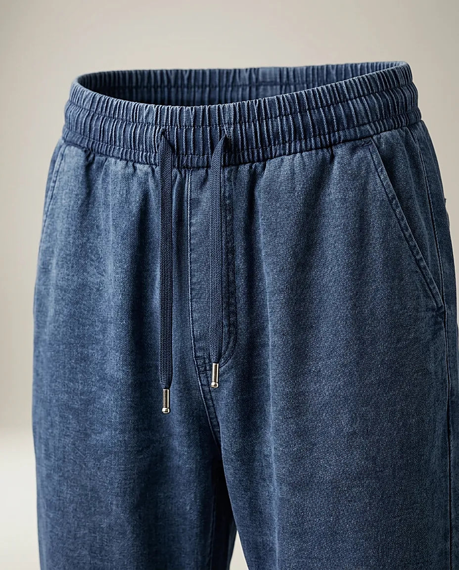 Pantaloni tip jogger din denim prespălat pentru femei, cu talie elastică și șnur, model casual confortabil