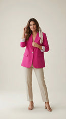 Sacou damă elegant-casual roz fucsia, cu nasture auriu decorativ și manșete dungi, croială lejeră