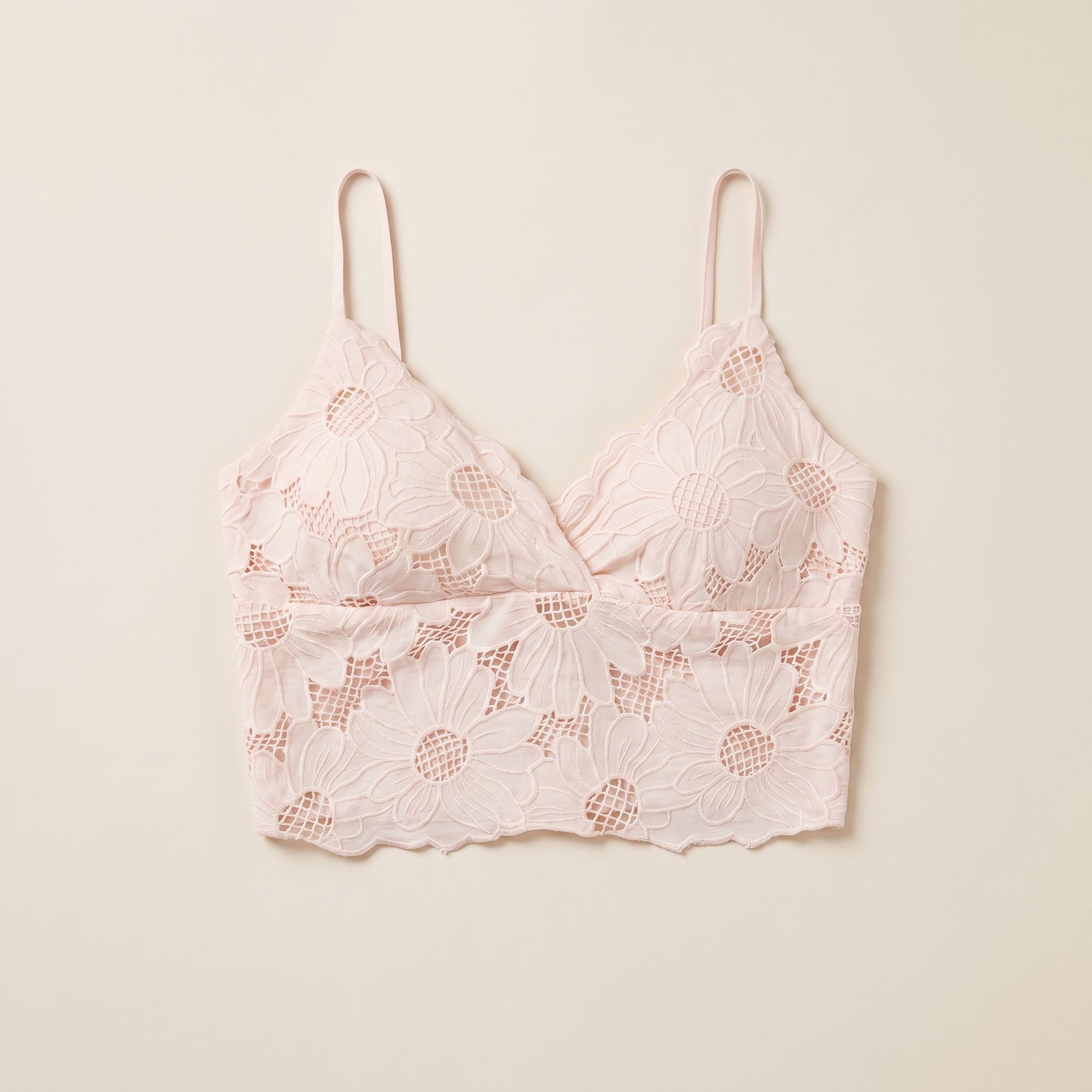 Top scurt cu broderie, roz pal — hero_intins
