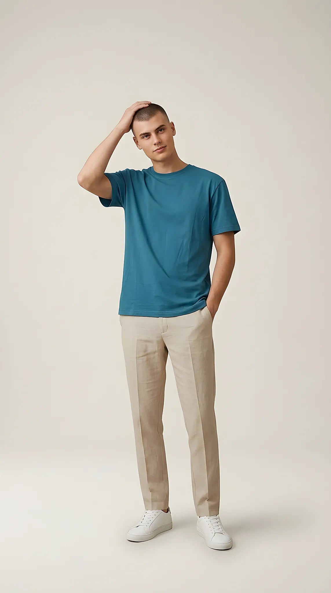Tricou bărbătesc comeor, albastru teal, cu guler rotund și logo discret, croială regular fit, din amestec de bumbac a | Mira Style