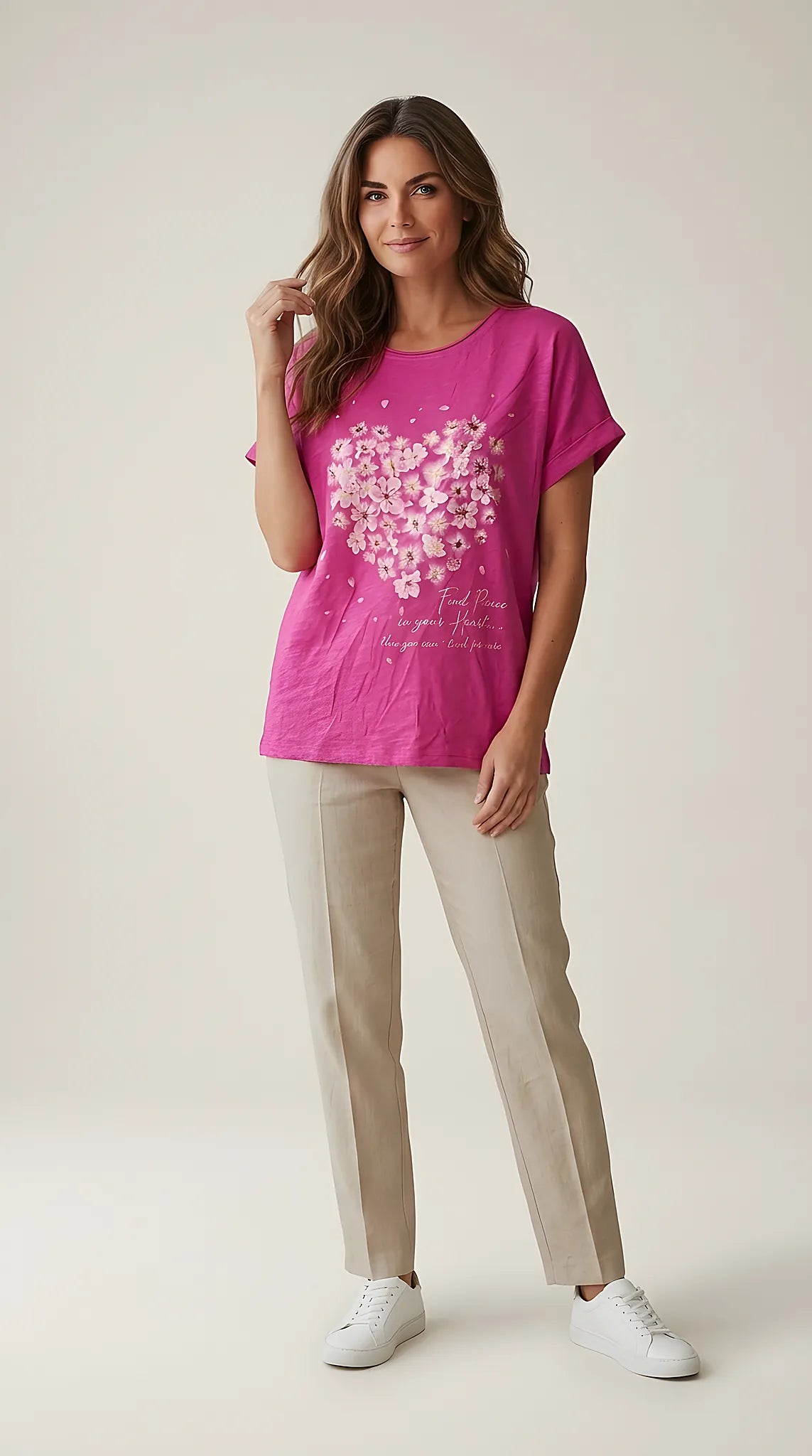 Tricou damă roz magenta cu imprimeu floral în formă de inimă și mesaj inspirațional 'find peace in your heart'