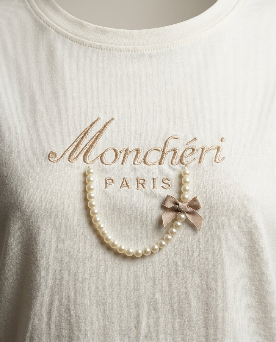 Tricou de damă alb 'monchéri paris' cu aplicații perle și fundiță, stil casual elegant