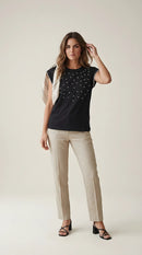 Tricou de damă elegant negru cu aplicații de perle și cristale, mânecă scurtă cu strasuri, stil casual-chic