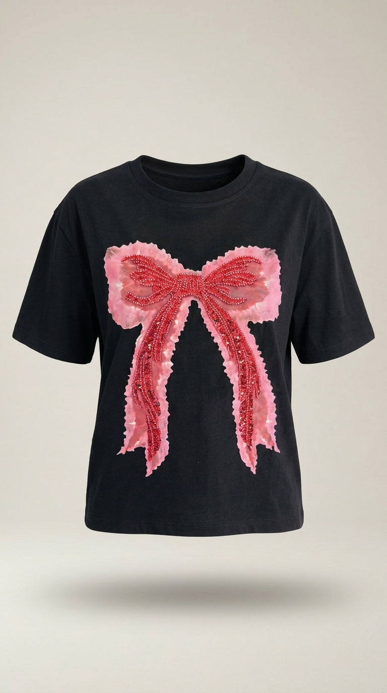 Tricou negru de damă din bumbac cu fundă roz supradimensionată și aplicații cu paiete și mărgele | Mira Style