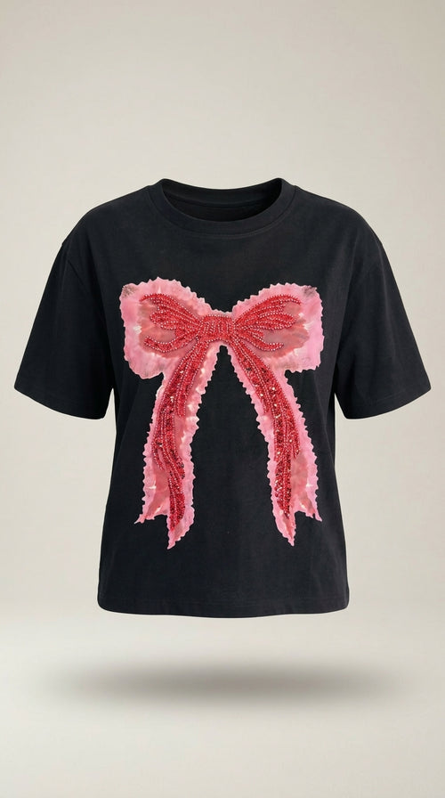 Tricou negru de damă din bumbac cu fundă roz supradimensionată și aplicații cu paiete și mărgele
